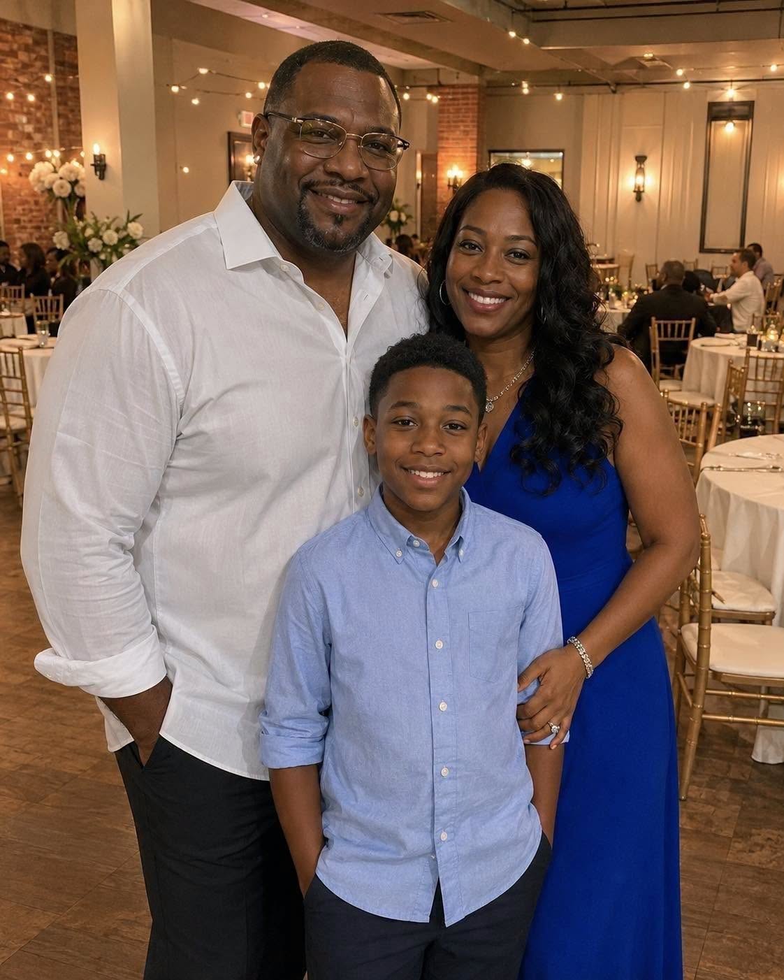 My Ex Left Me and Our Son for a Rich Man – 10 Years Later, She Invited Me to Her Wedding, So I Hired an Actress to Pretend to Be My Wife 2